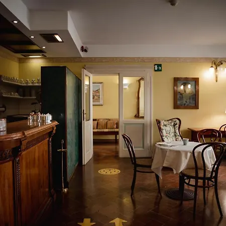 San Genesio Hotel Fabbrico