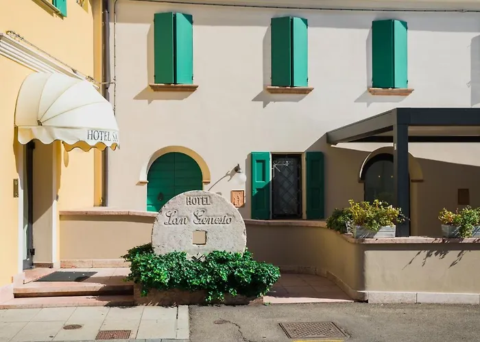 מלון San Genesio Fabbrico