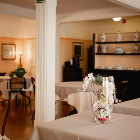 San Genesio 3* Fabbrico