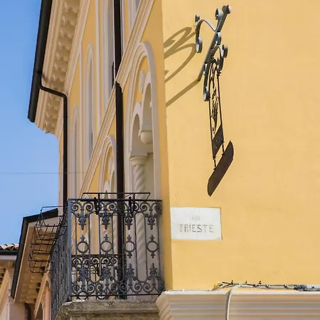 San Genesio Otel Fabbrico